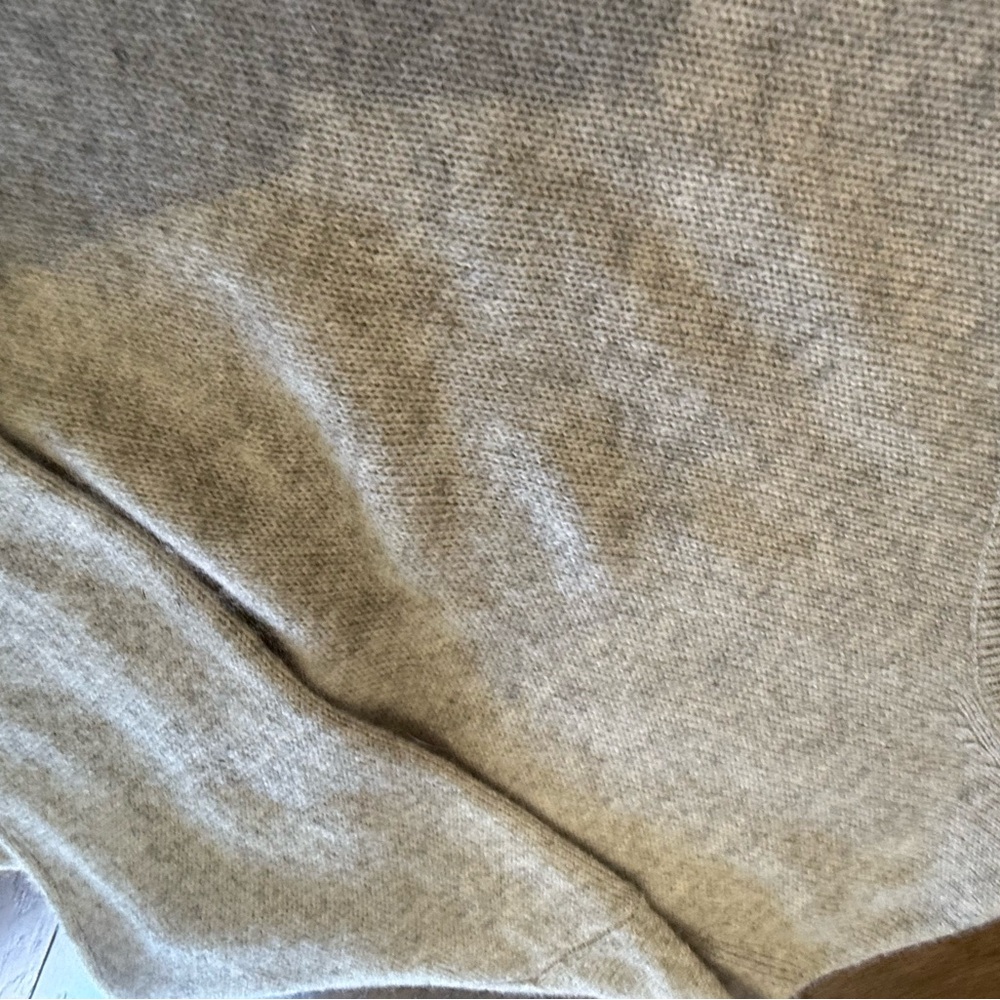 Theory Grey Cashmere Sweater - Picture 10 of 10